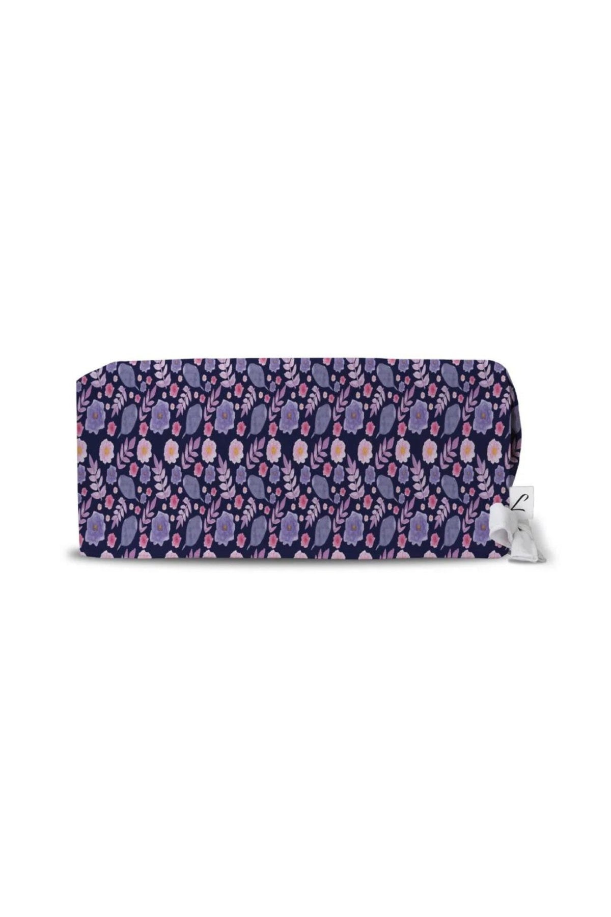 Pennenzak met paarse en roze bloemenprint uit de Art-collectie medische muts van Aelin