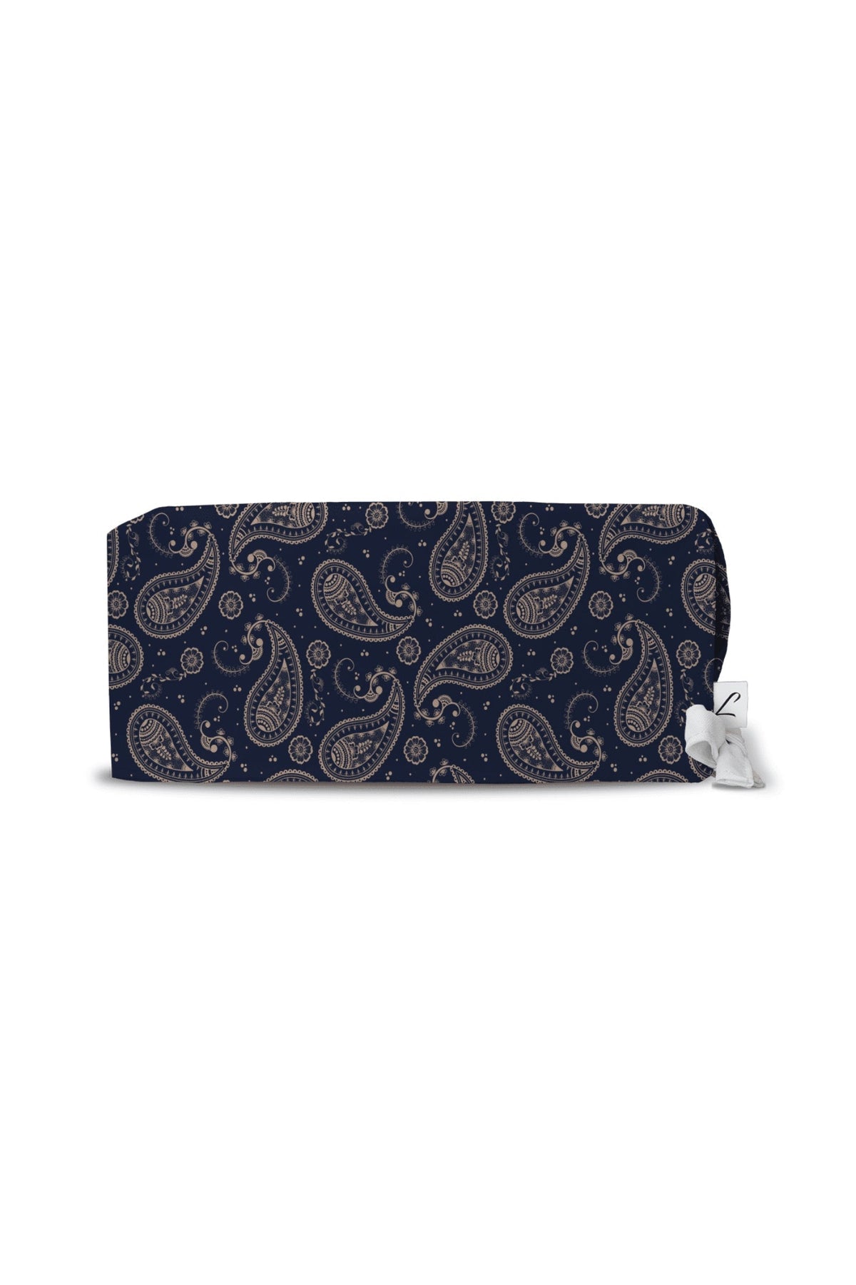 Marineblauw etui met paisleymotief van de medische muts van Aelin uit onze Art-collectie