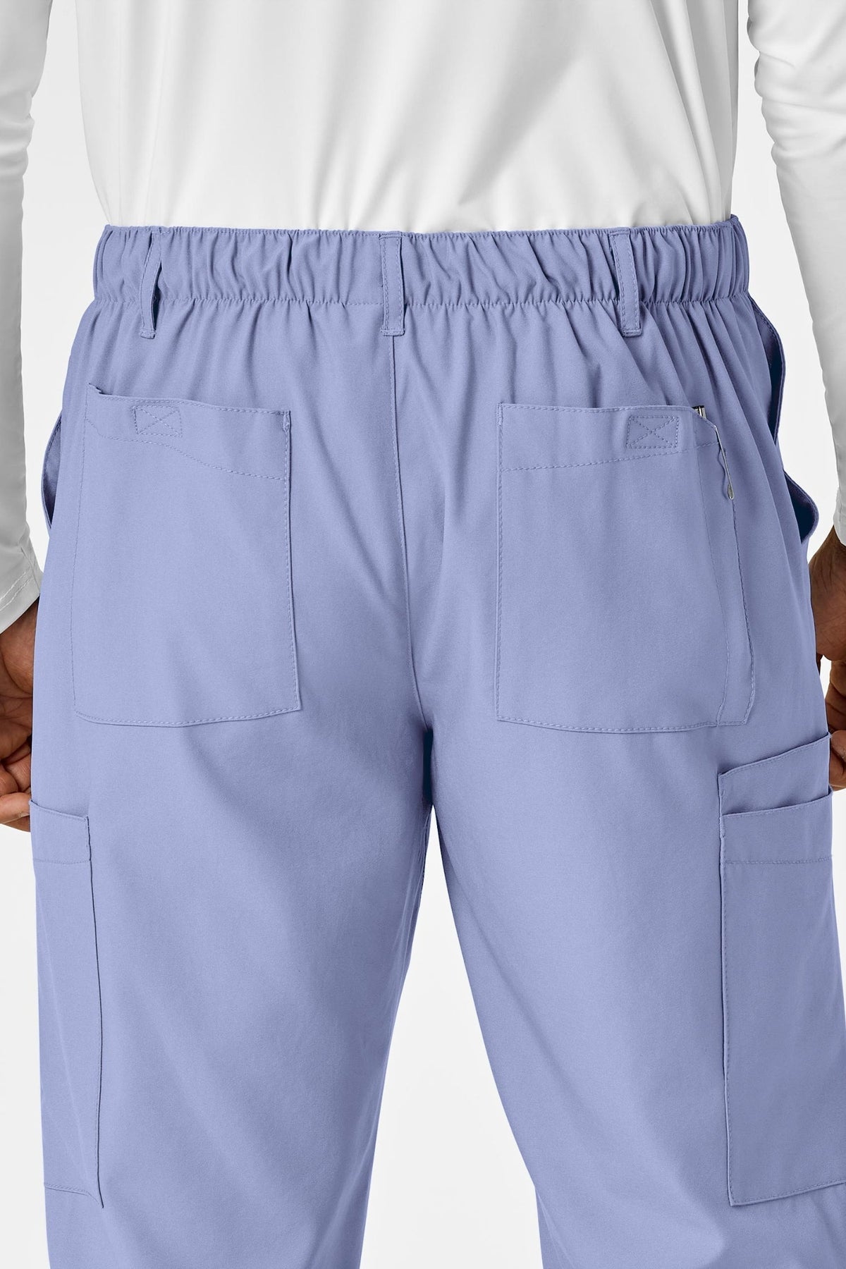 Hemelsblauwe broek van een medische set voor heren, met elastische taille en zakken